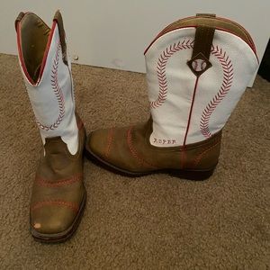 Roper baseball boots